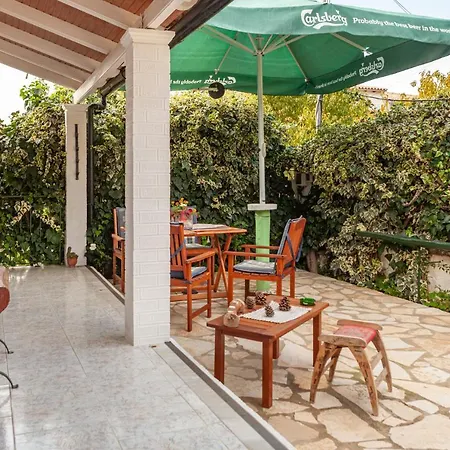 Vasiliki Agios Gordios * Άγιος Γόρδιος