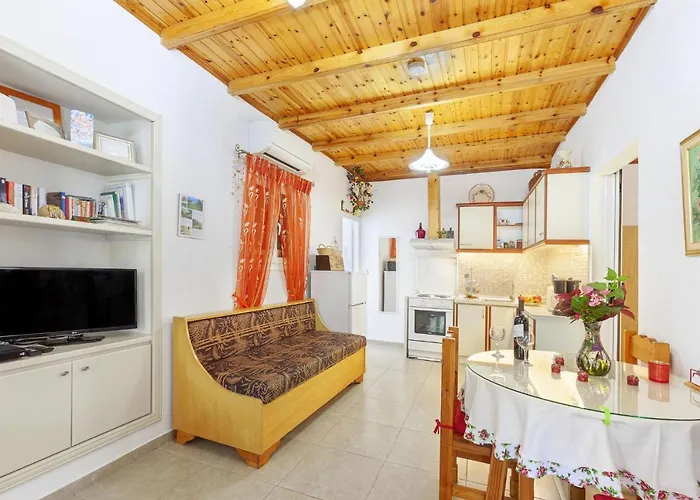 Vasiliki Agios Gordios Feriehus