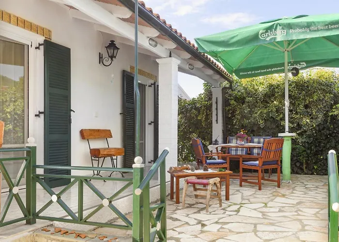 Vasiliki Agios Gordios Feriehus